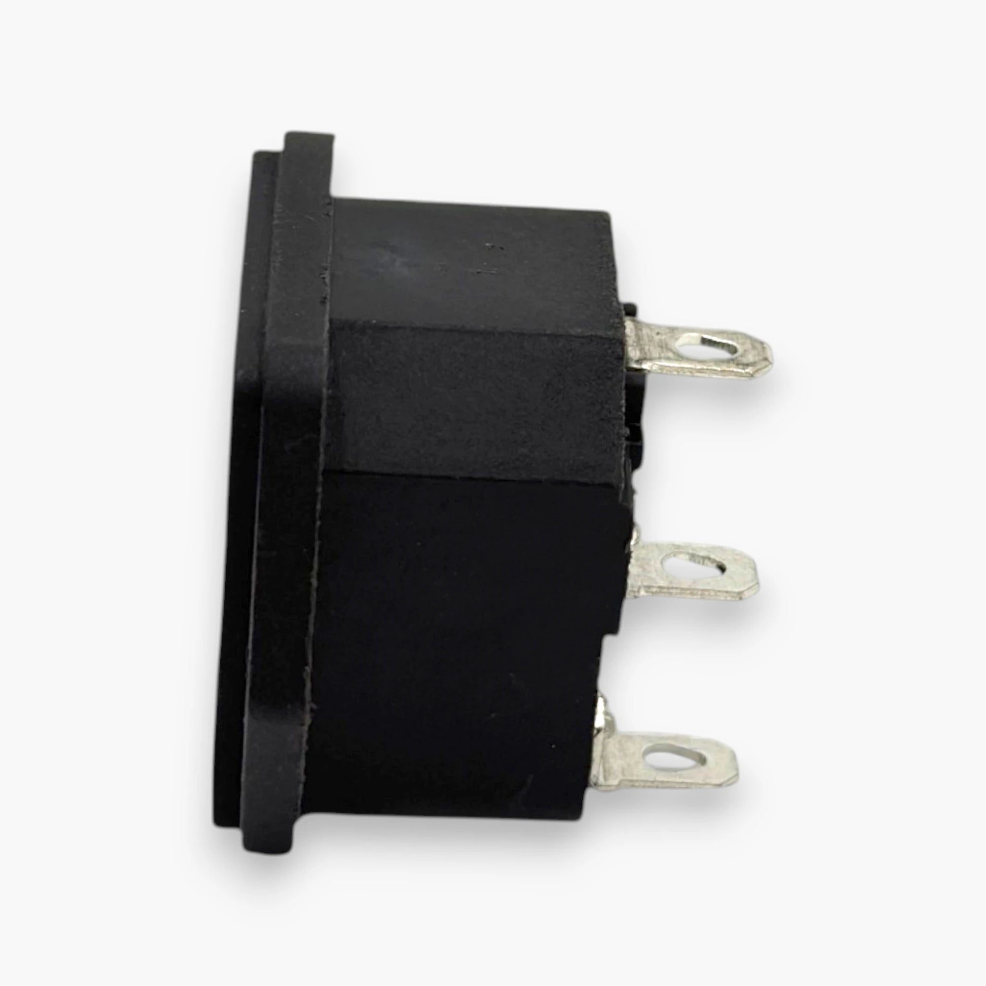 IEC C14 Male Socket – Built-In 10A Fuse Compartment for Overheating and Overload Protection
