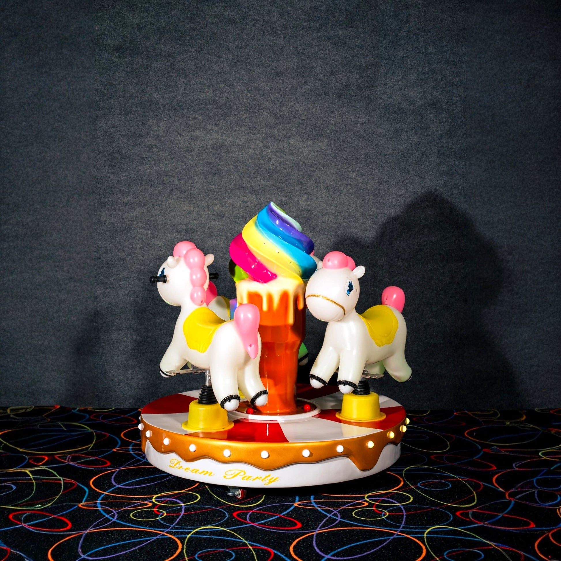 Ice Cream Horse Carousel – Gentle Up and Down Rotating Movement, Cheerful Music, Eye-Catching Design