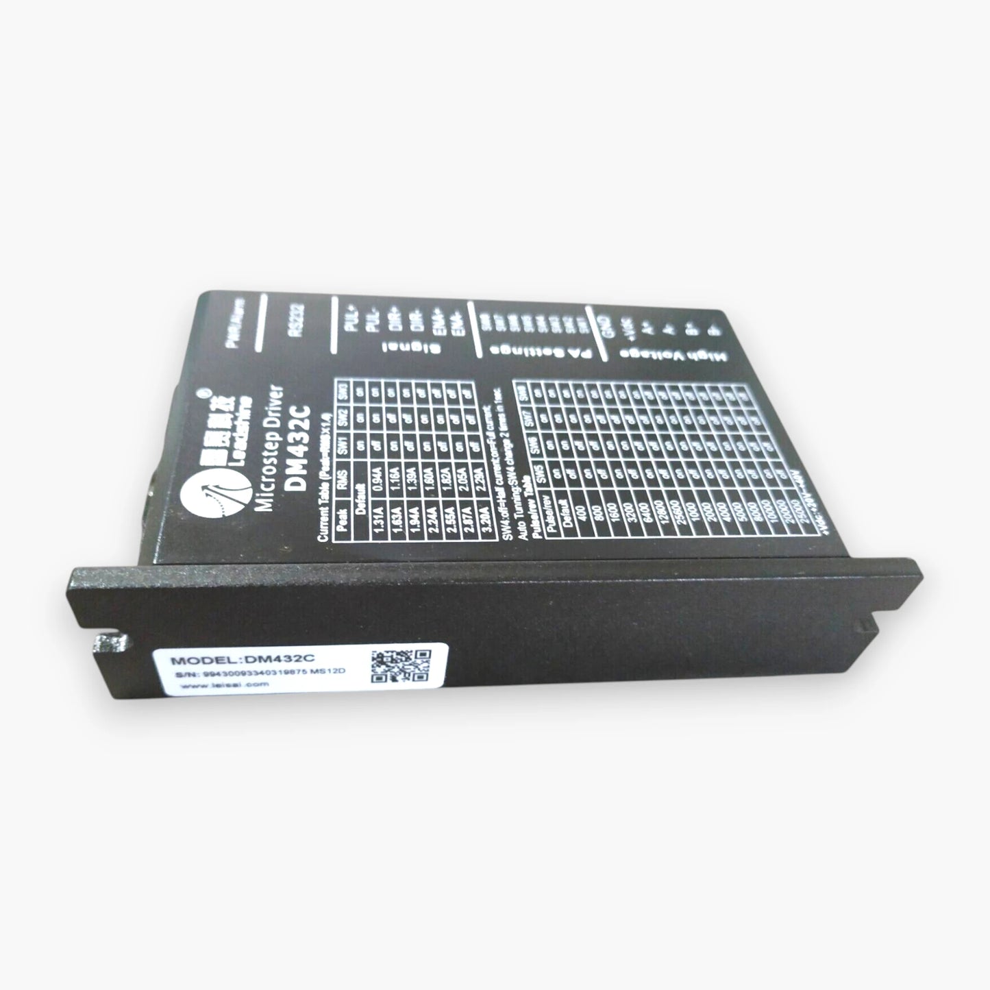 Leadshine DM432C stepper motor driver showing control terminals and DIP switches