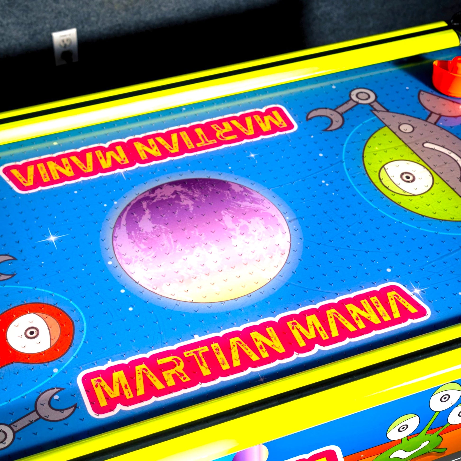 Martian Mania Air Hockey 