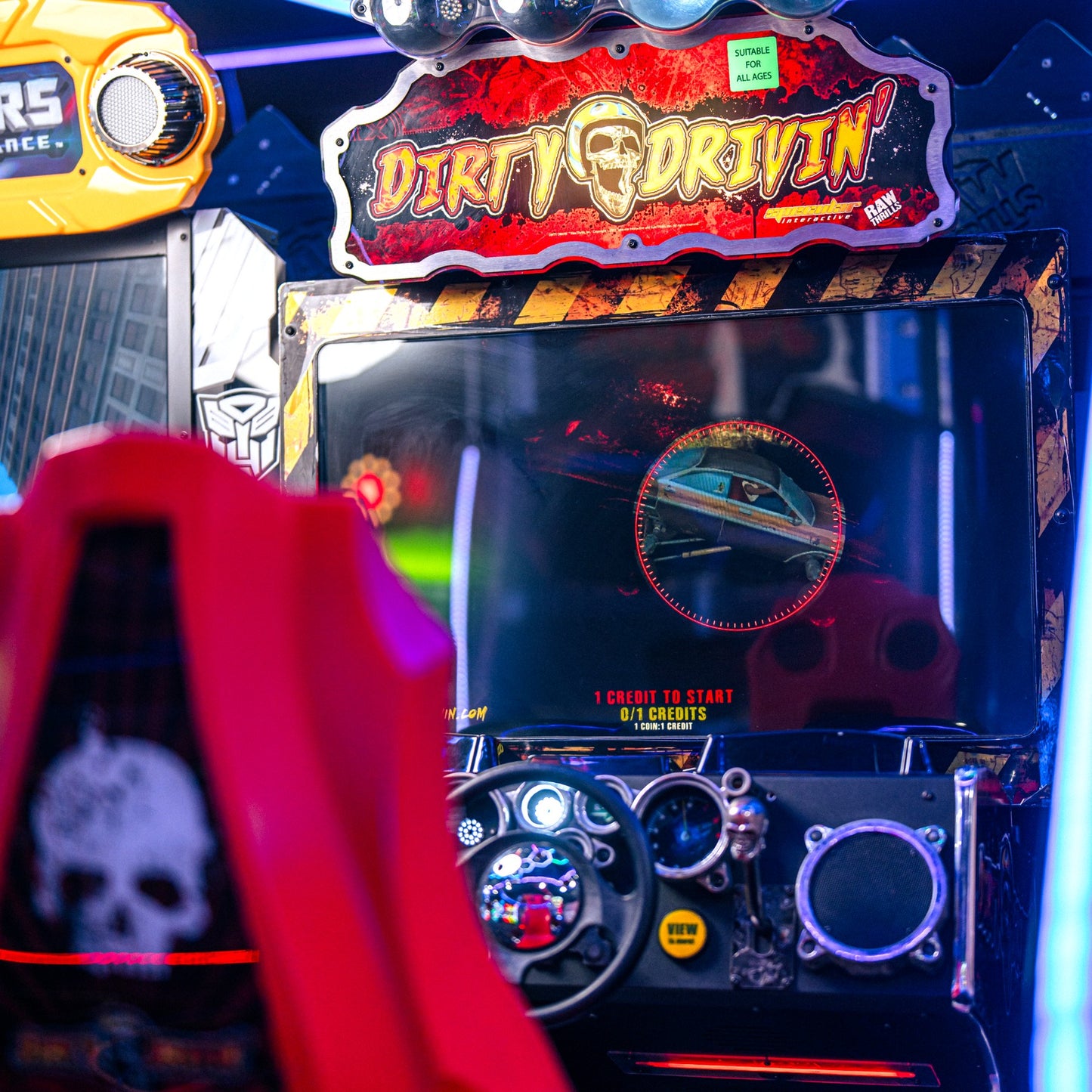 Dirty Drivin’ by Raw Thrills – 42″ HD - Arcade Racer Machine