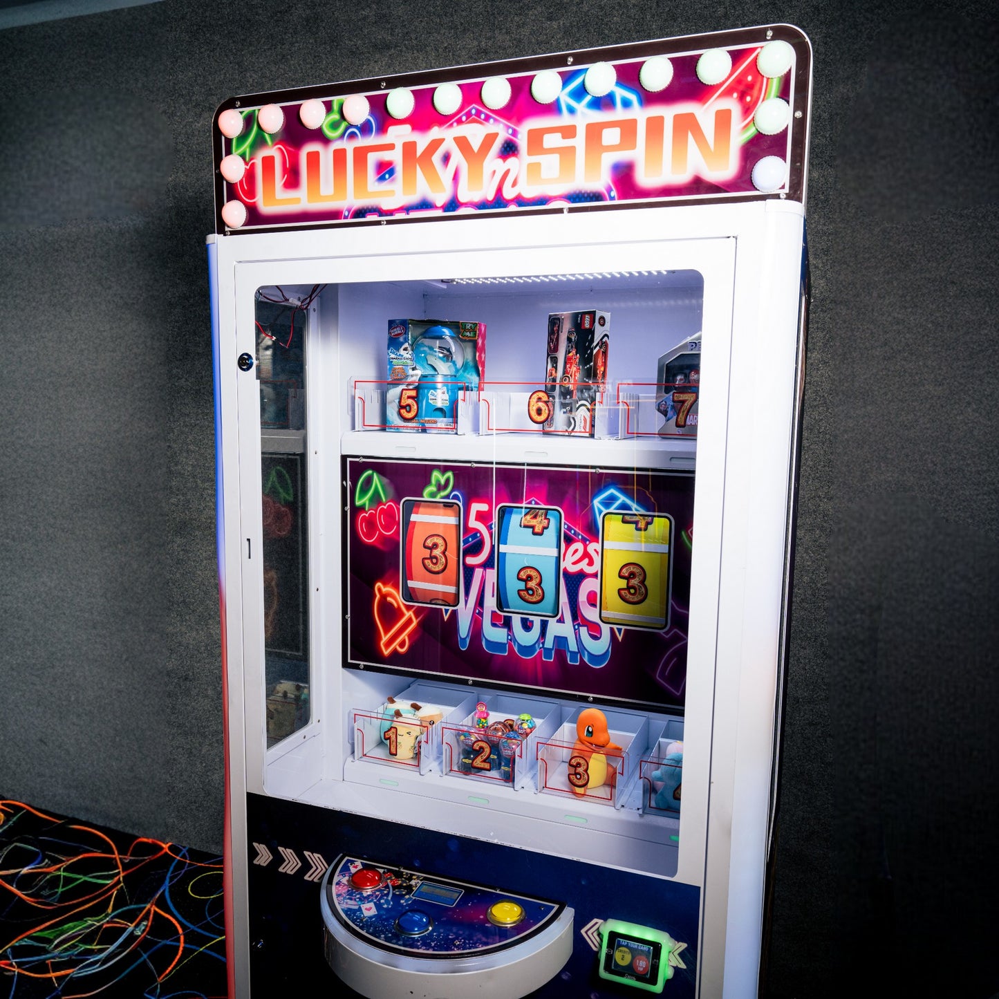 Lucky Spin - Prize Redemption Game Machine - Coin Operated