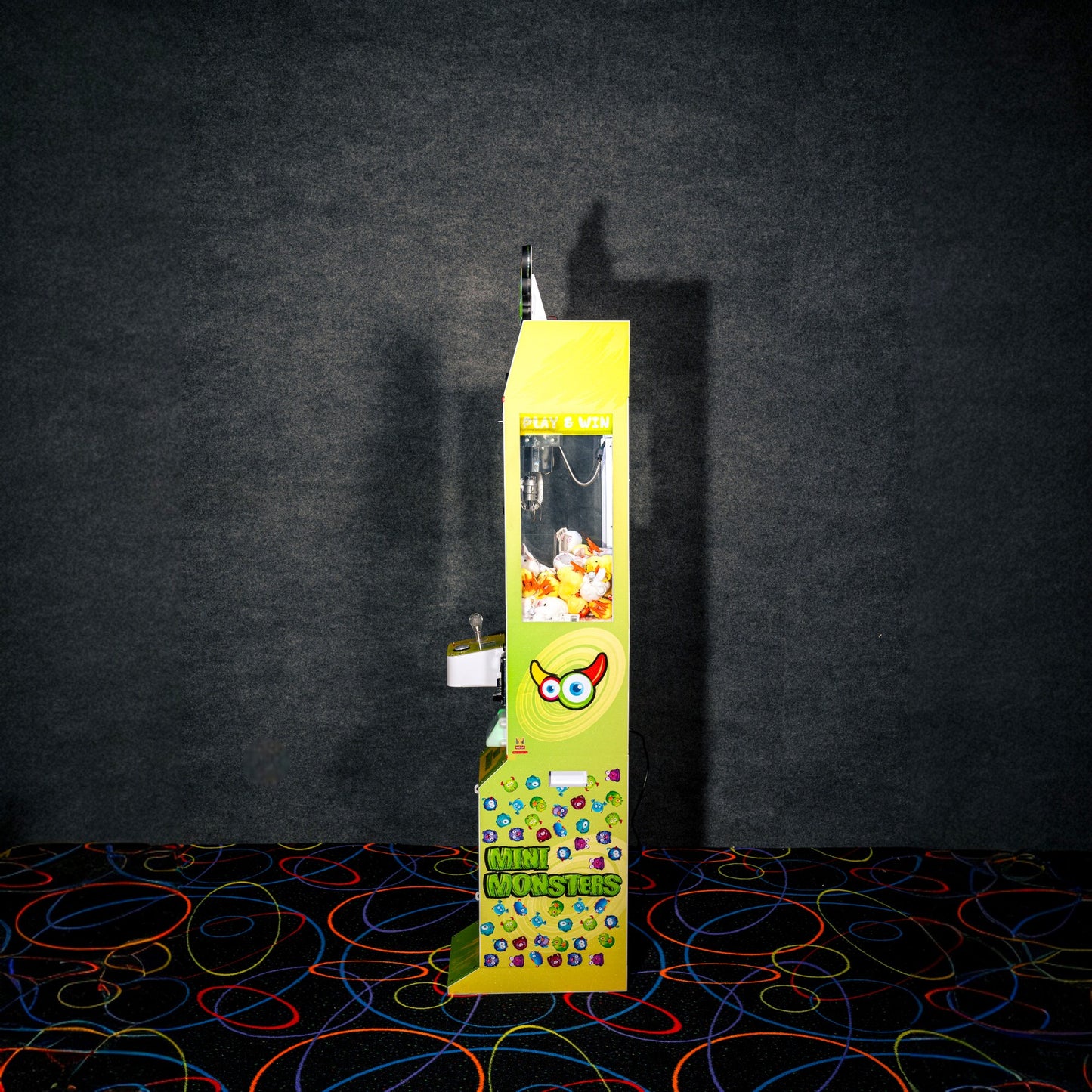 Mini Monsters Claw Machine – Unlock the Prize Crane Machine for Toys & Prizes